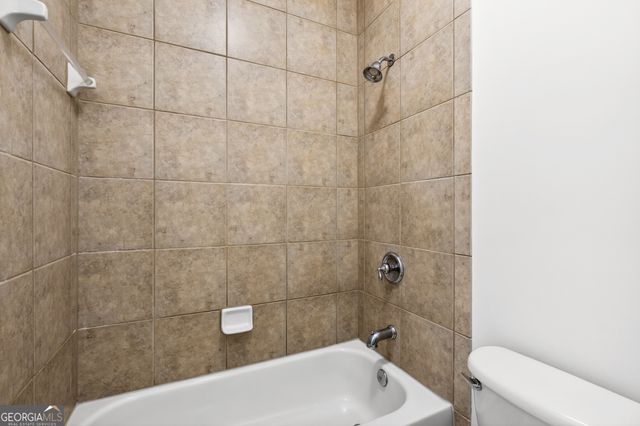 1739 Nemours Dr., Kennesaw, GA 30152