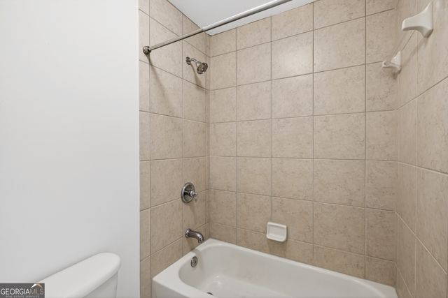 1739 Nemours Dr., Kennesaw, GA 30152