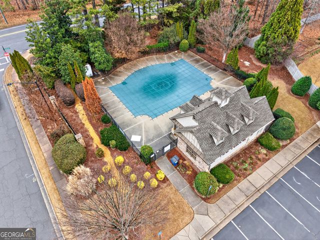 1739 Nemours Dr., Kennesaw, GA 30152