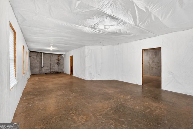 1739 Nemours Dr., Kennesaw, GA 30152