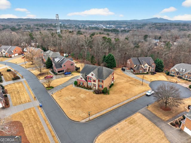 1739 Nemours Dr., Kennesaw, GA 30152