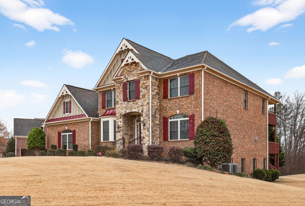 1739 Nemours Dr., Kennesaw, GA 30152