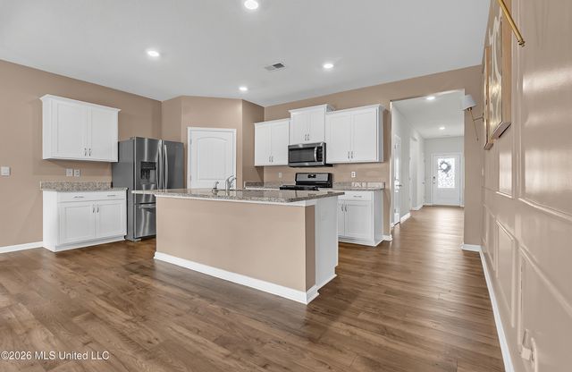 8945 Mary Frances Drive, Southaven, MS 38671