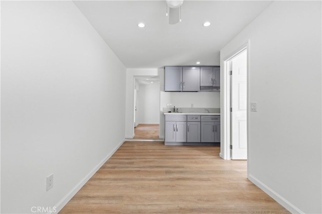 Image 57 of property listing at 536 Hampton Road, Burbank, CA 91504