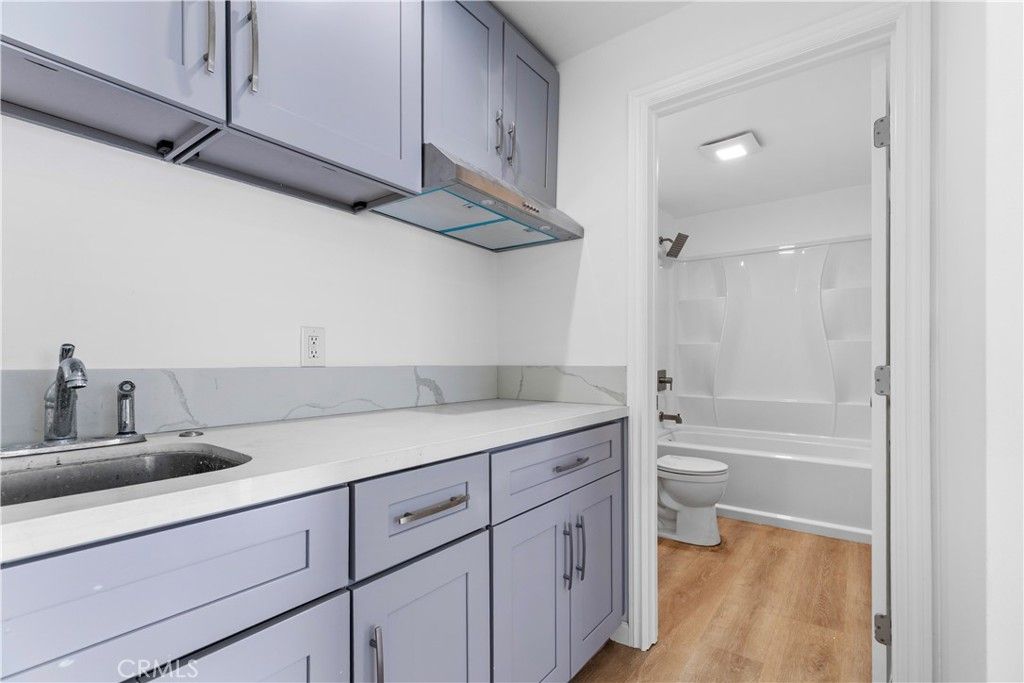 Image 58 of property listing at 536 Hampton Road, Burbank, CA 91504