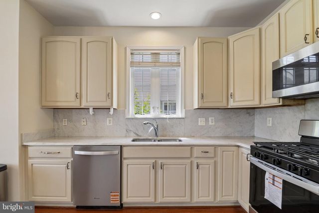 6230 SETTLERS TRAIL PL, Gainesville, VA 20155