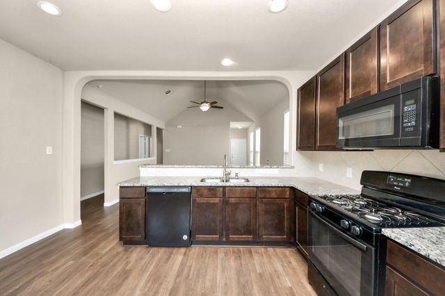 17630 Holroyd Road, Humble, TX 77346