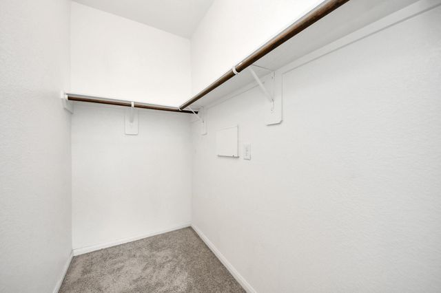 17630 Holroyd Road, Humble, TX 77346