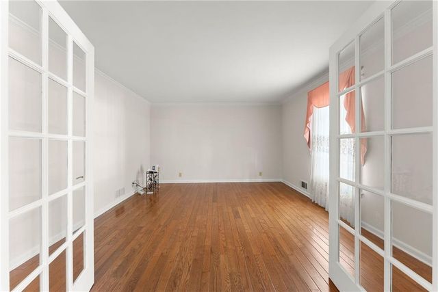 556 Daisy Nash Drive SW, Lilburn, GA 30047