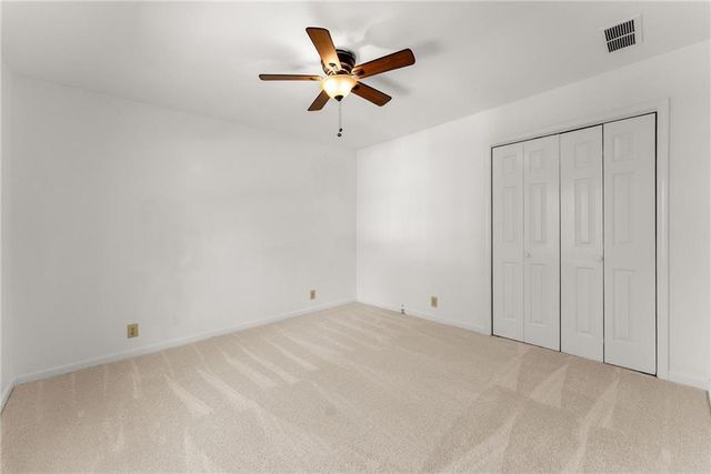 556 Daisy Nash Drive SW, Lilburn, GA 30047