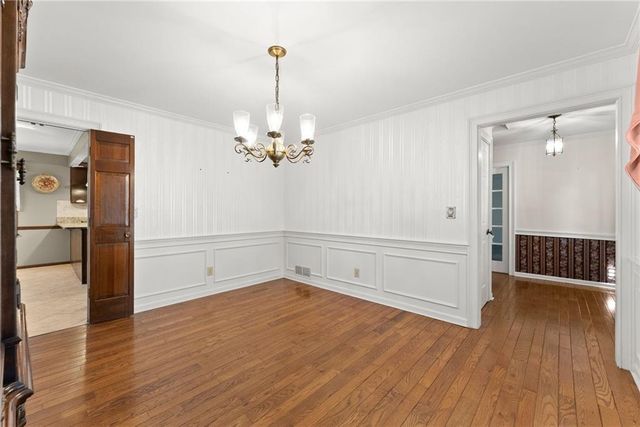 556 Daisy Nash Drive SW, Lilburn, GA 30047