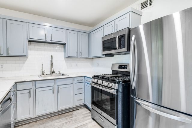 2427 Tolosa Drive, Dallas, TX 75228