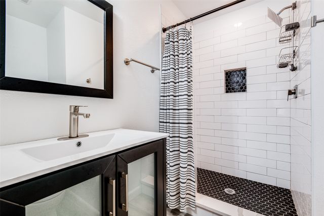 2427 Tolosa Drive, Dallas, TX 75228