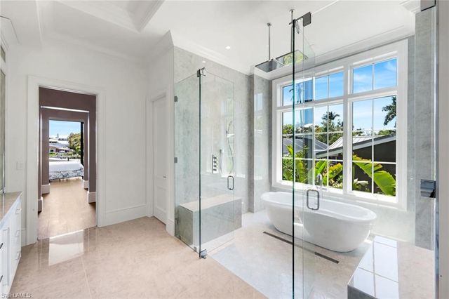 1690 Chesapeake AVE, Naples, FL 34102