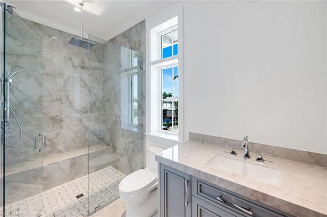 1690 Chesapeake AVE, Naples, FL 34102