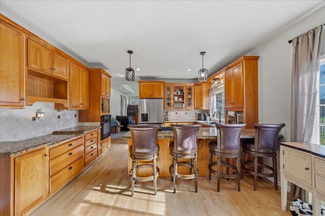 10691 Willow Ln, Penn Valley, CA 95946