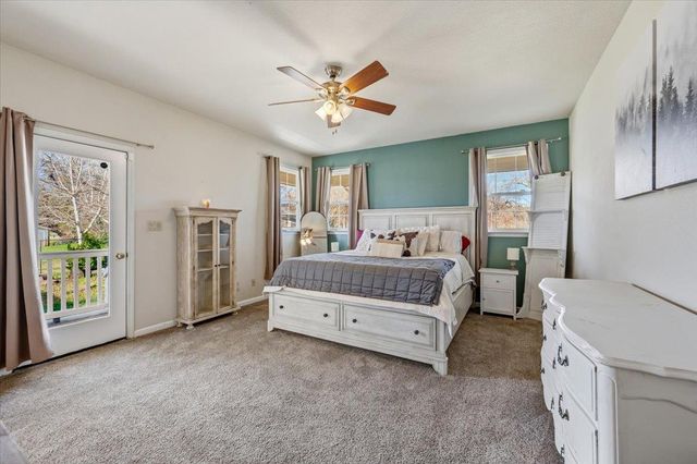 10691 Willow Ln, Penn Valley, CA 95946