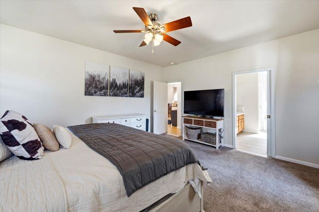 10691 Willow Ln, Penn Valley, CA 95946