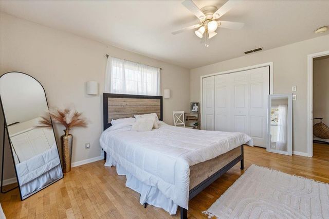 10691 Willow Ln, Penn Valley, CA 95946