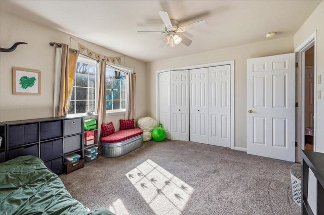 10691 Willow Ln, Penn Valley, CA 95946