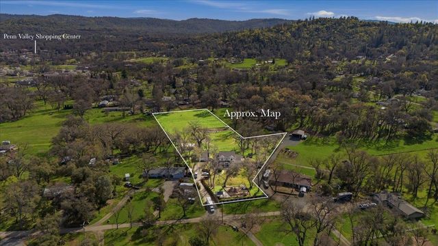 10691 Willow Ln, Penn Valley, CA 95946