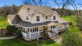 10691 Willow Ln, Penn Valley, CA 95946