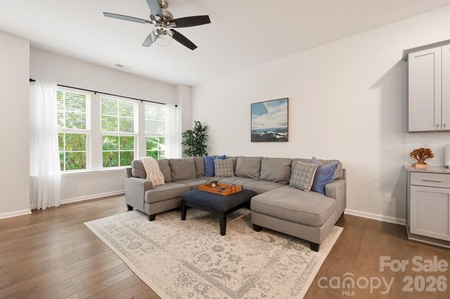9320 Ainslie Downs Street, Charlotte, NC 28273