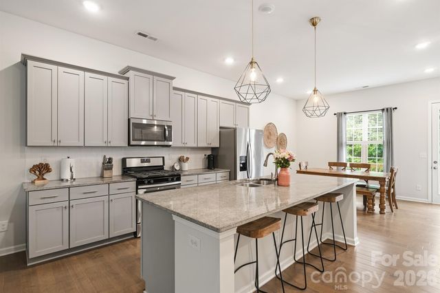 9320 Ainslie Downs Street, Charlotte, NC 28273