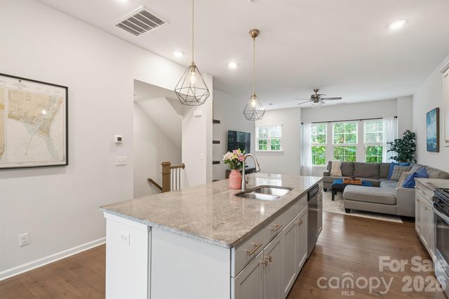 9320 Ainslie Downs Street, Charlotte, NC 28273