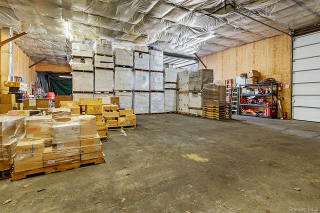 1800 Sound Avenue, Mattituck, NY 11952