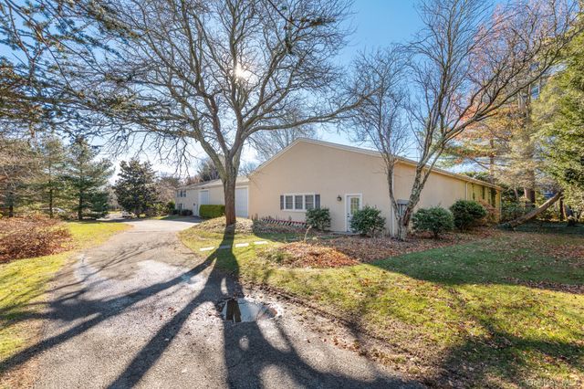 1800 Sound Avenue, Mattituck, NY 11952