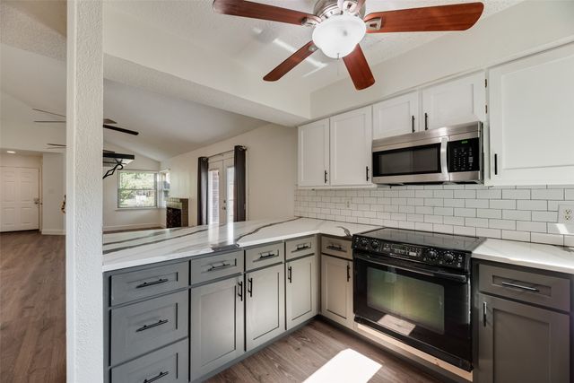 617 Harvest Hill Street, Lewisville, TX 75067