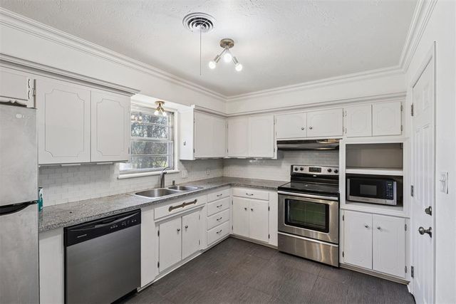 916 Kenilworth Road, Oklahoma City, OK 73114