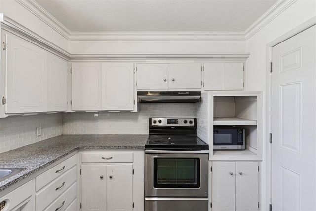 916 Kenilworth Road, Oklahoma City, OK 73114