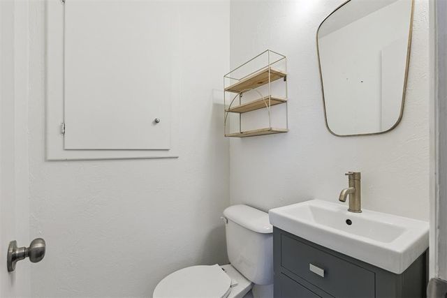 916 Kenilworth Road, Oklahoma City, OK 73114