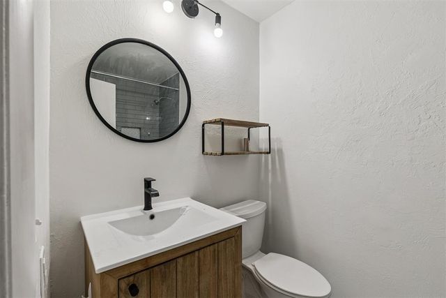 916 Kenilworth Road, Oklahoma City, OK 73114