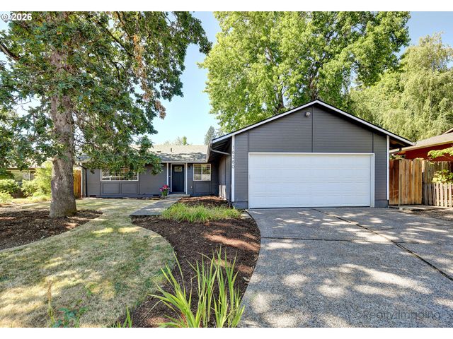 16380 Se STERLING Cir, Milwaukie, OR 97267
