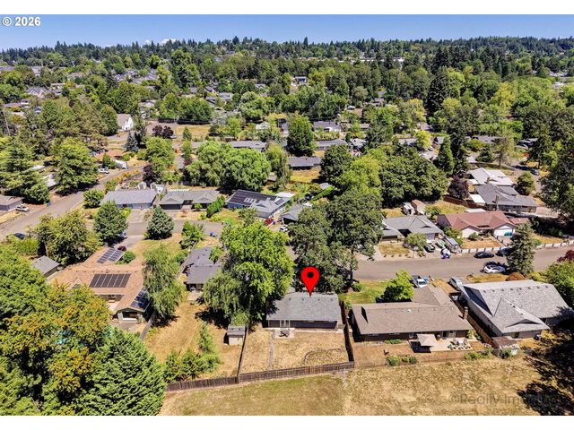 16380 Se STERLING Cir, Milwaukie, OR 97267
