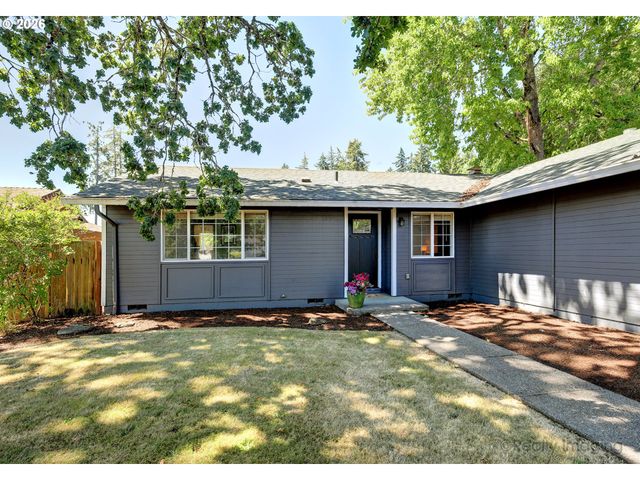 16380 Se STERLING Cir, Milwaukie, OR 97267
