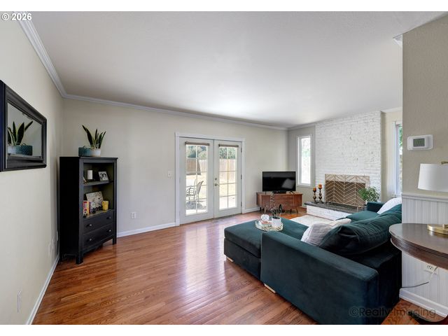 16380 Se STERLING Cir, Milwaukie, OR 97267
