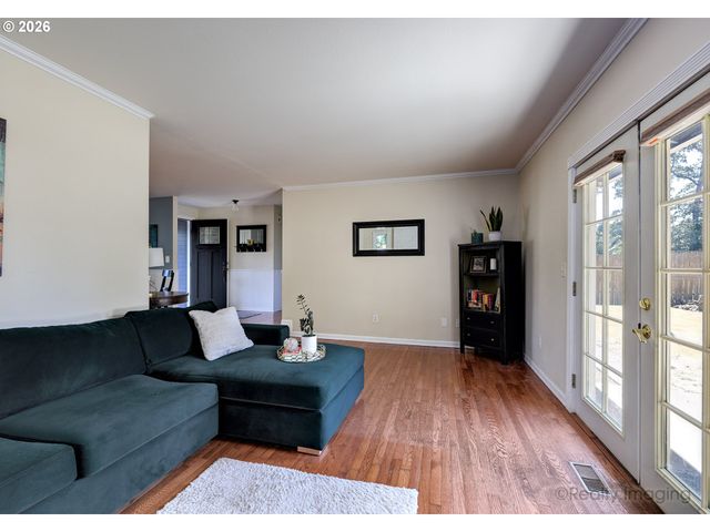 16380 Se STERLING Cir, Milwaukie, OR 97267