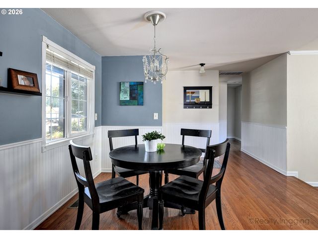 16380 Se STERLING Cir, Milwaukie, OR 97267
