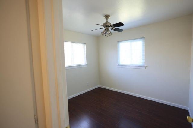 5413 Ontario St, Sacramento, CA 95820