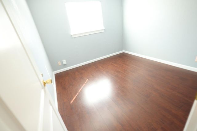 5413 Ontario St, Sacramento, CA 95820