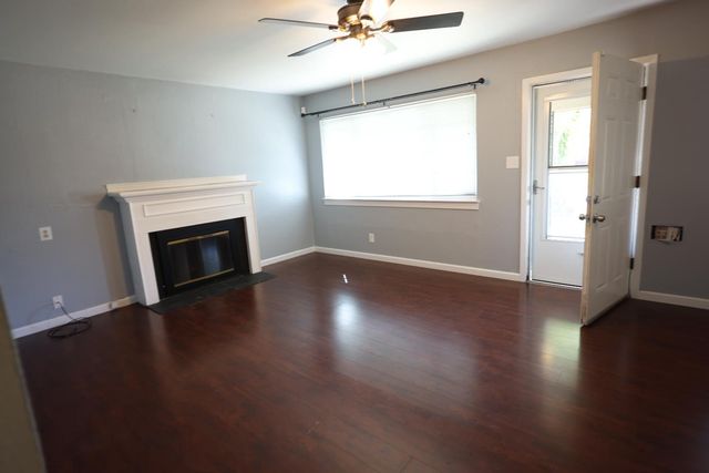 5413 Ontario St, Sacramento, CA 95820