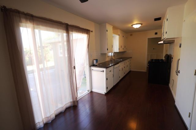 5413 Ontario St, Sacramento, CA 95820