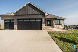 5508 E Claremont St Street, Sioux Falls, SD 57110