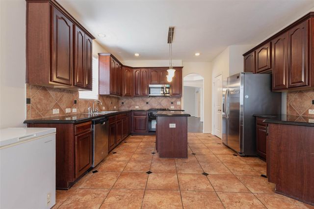 4023 Portofino Court, Missouri City, TX 77459