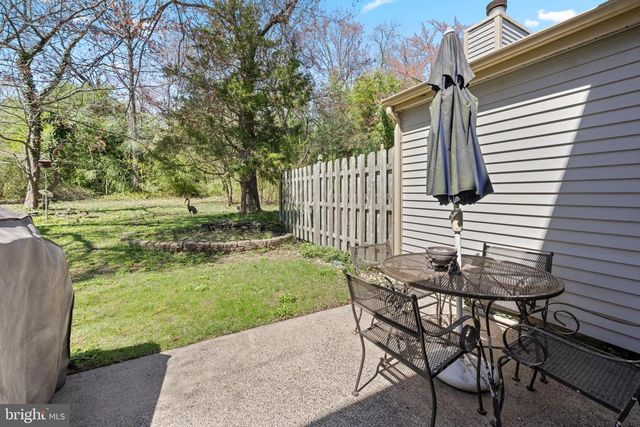 54 LAUREL CIR, Newtown, PA 18940