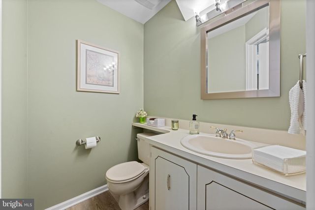 54 LAUREL CIR, Newtown, PA 18940